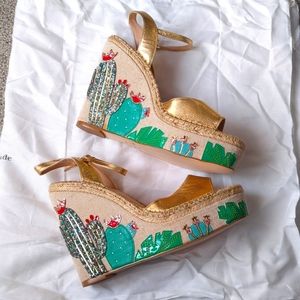 Kate Spade Dallas glitter cactus wedge size 10 new without box